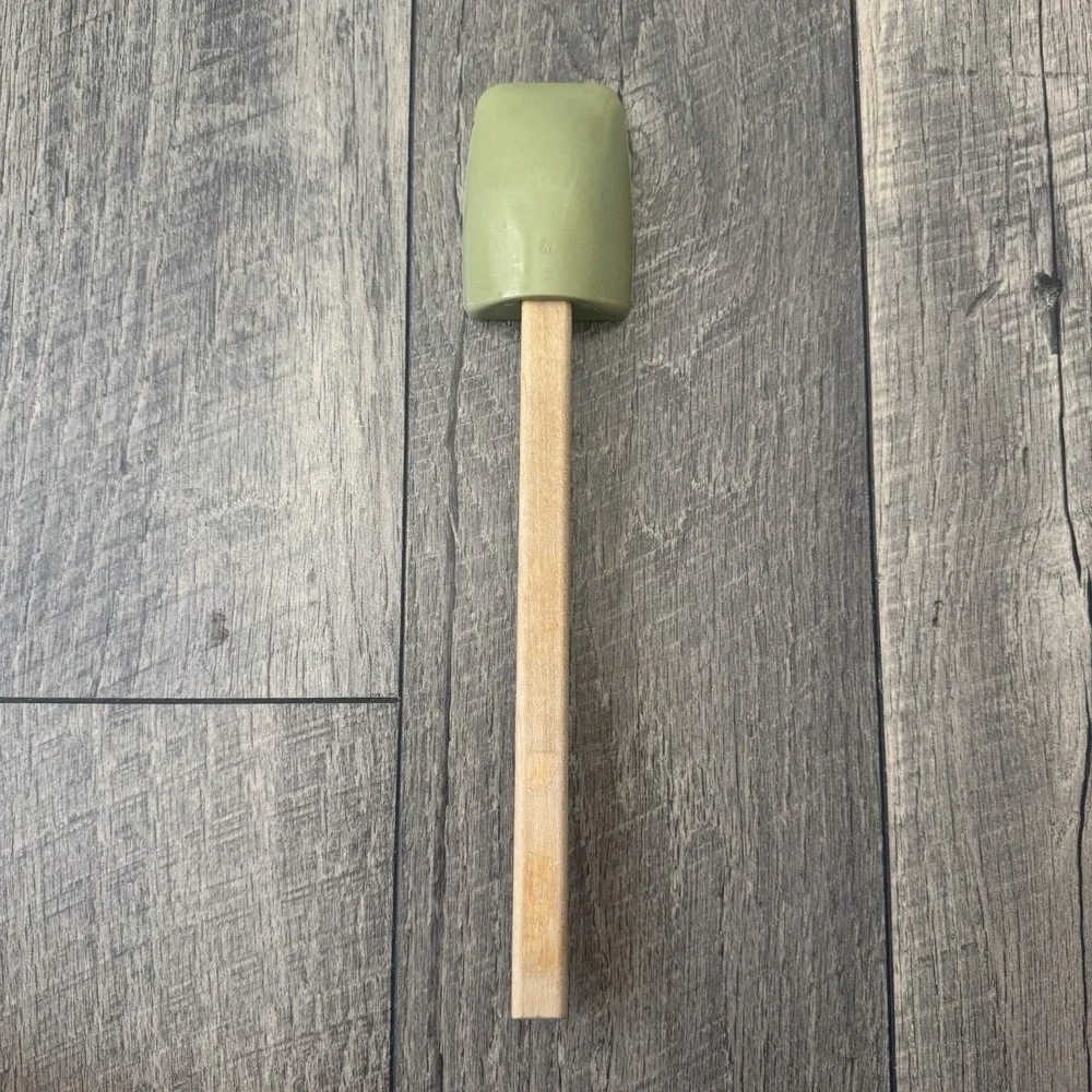 Vintage Williams Sonoma Silicon Cooking Spoonula Avocado Green w/Wood Handle 12